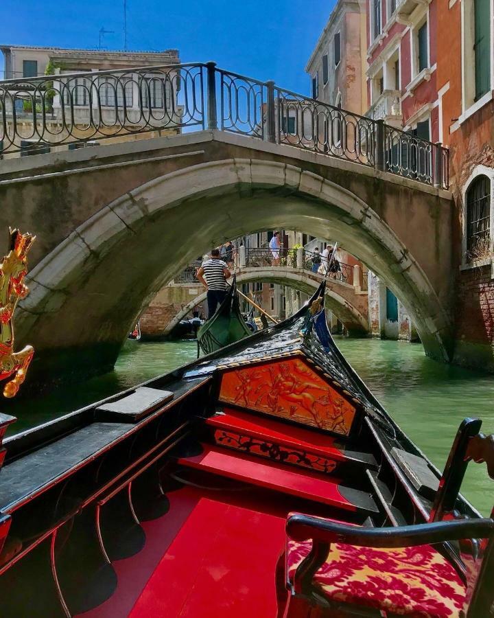 Biennale Ca Dario Venise
